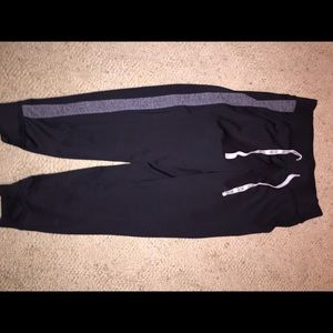 Silky cropped joggers